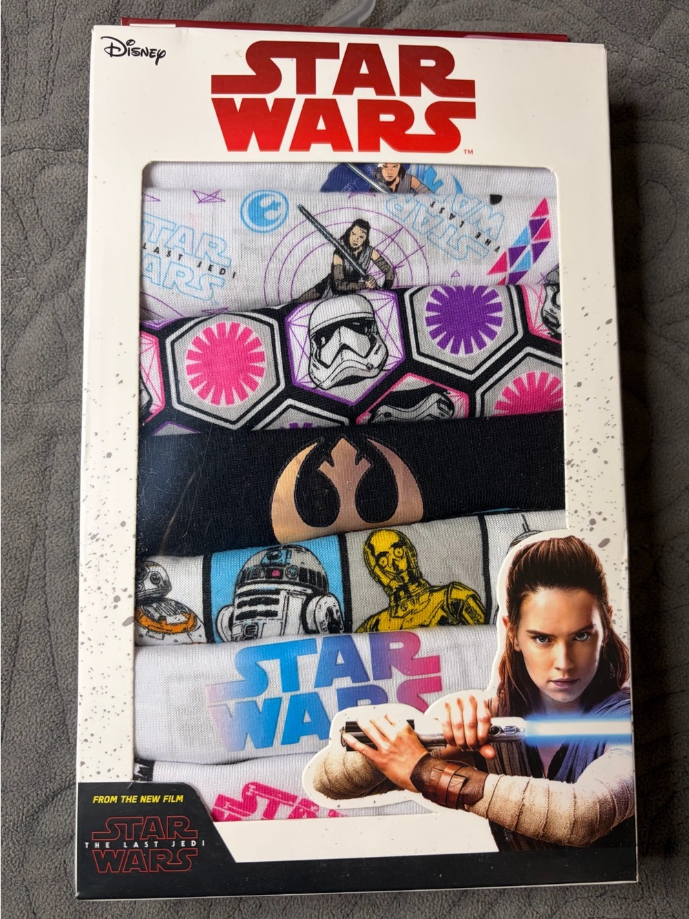 Disney Star Wars The Last Jedi Girls Underwear Size 4 Hipsters 7 Pack NEW Cotton